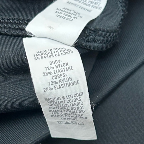 Aerie Offline High Rise 7” Black Bike Shorts Size Large EUC - Picture 6 of 6